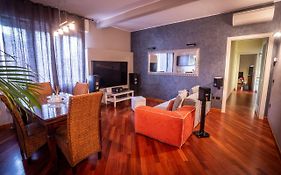 Cinematic Modern Flat, 100 Mt Da Ospedale